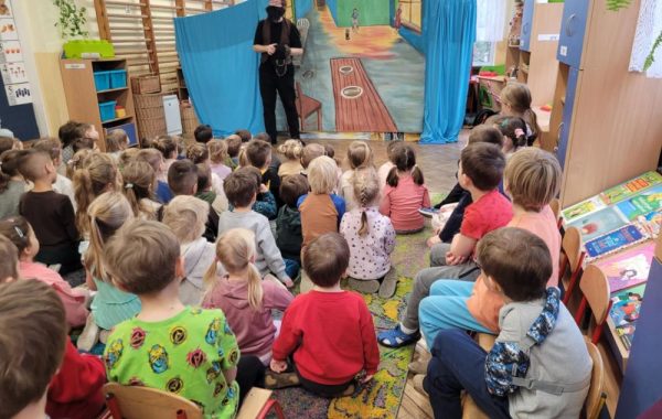 49bd9a48-cfda-48f6-8e1e-7c42a68a7a10